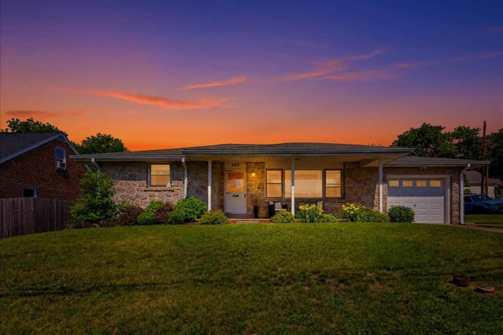 ✨ West Side One Story glowing at twilight — home never looked so inviting ✨ West Side One Story glowing at twilight — home never looked so inviting