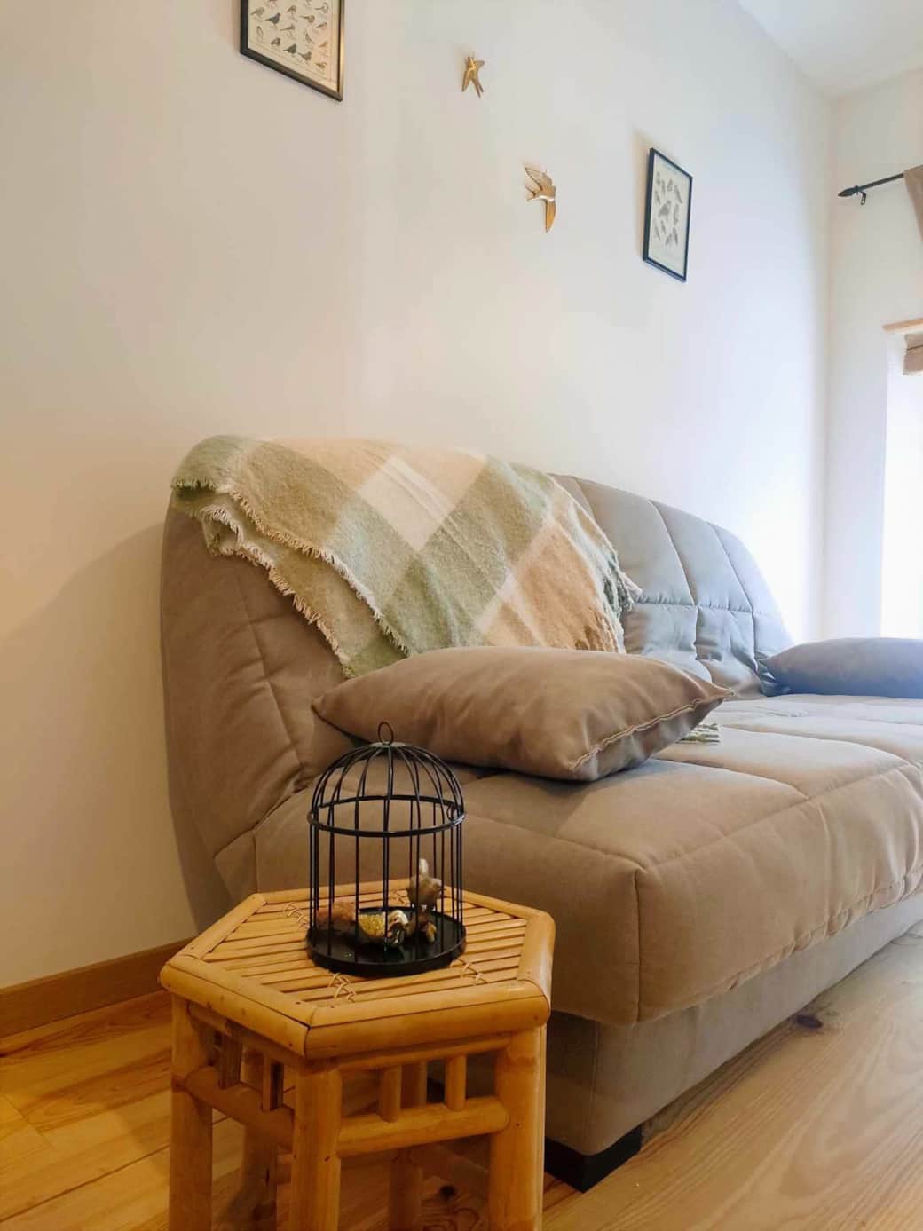 LIT CONVERTIBLE LIT CONVERTIBLE