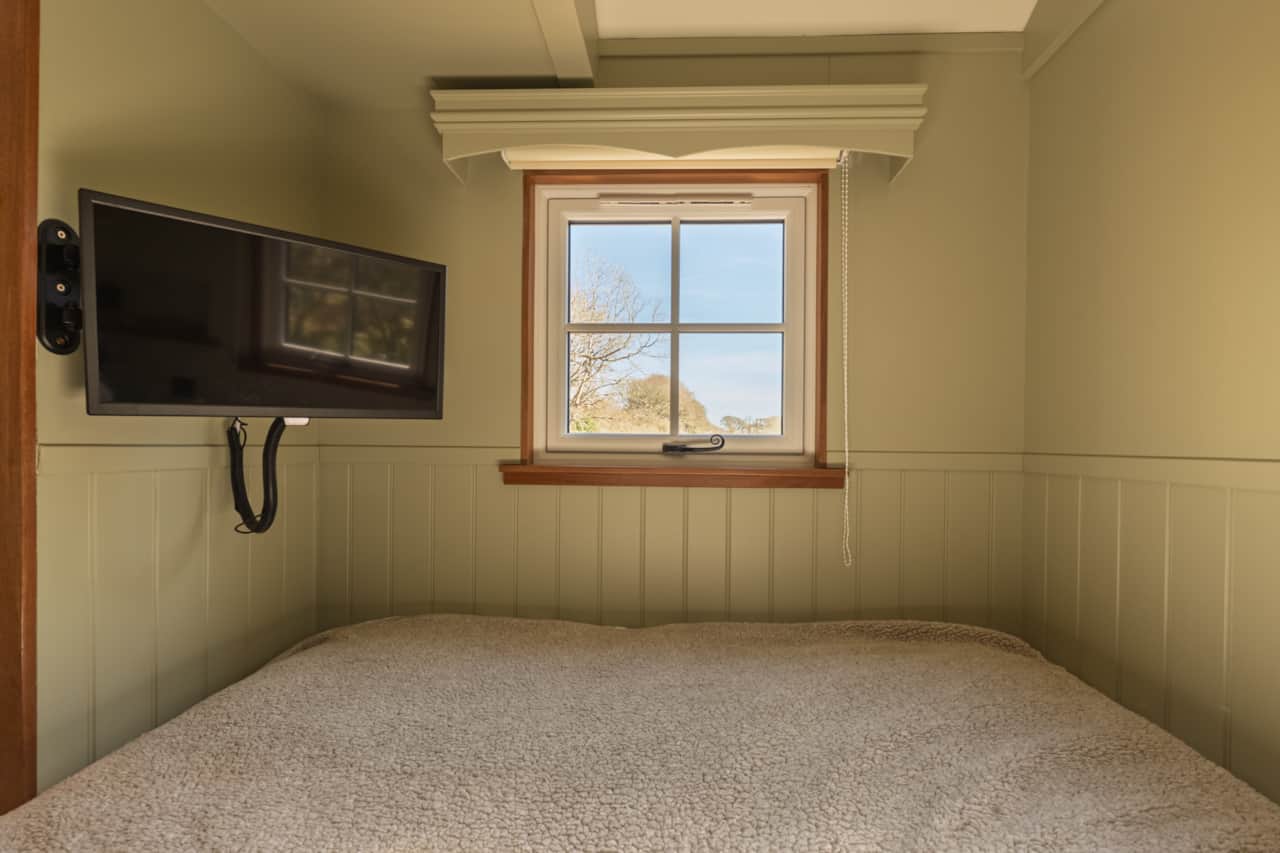 Shepherds Hut Bedroom