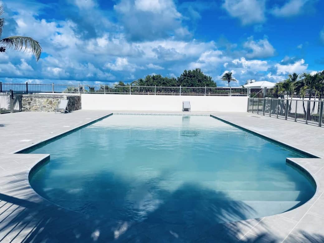 Shared swimming pool Caribbean Riviera 7 