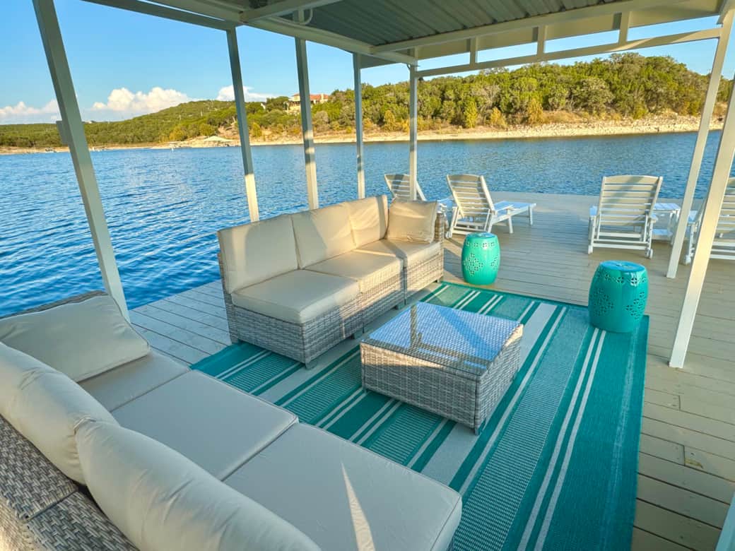Noble Private Cabana