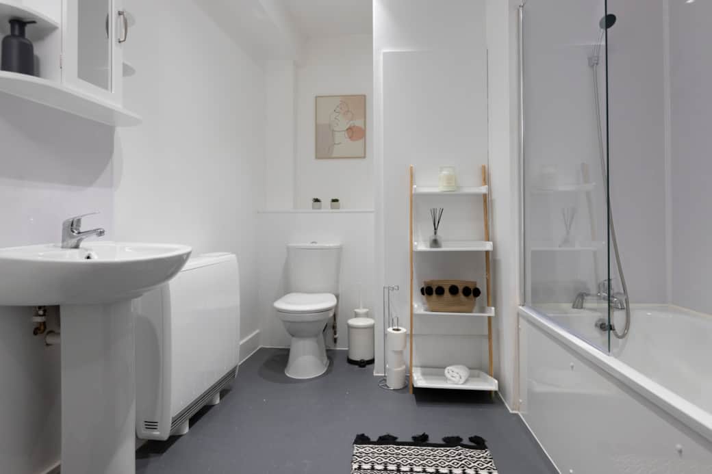 Bathroom Bathroom
