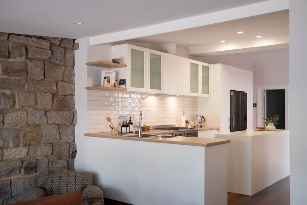 13 TR Kitchen 1