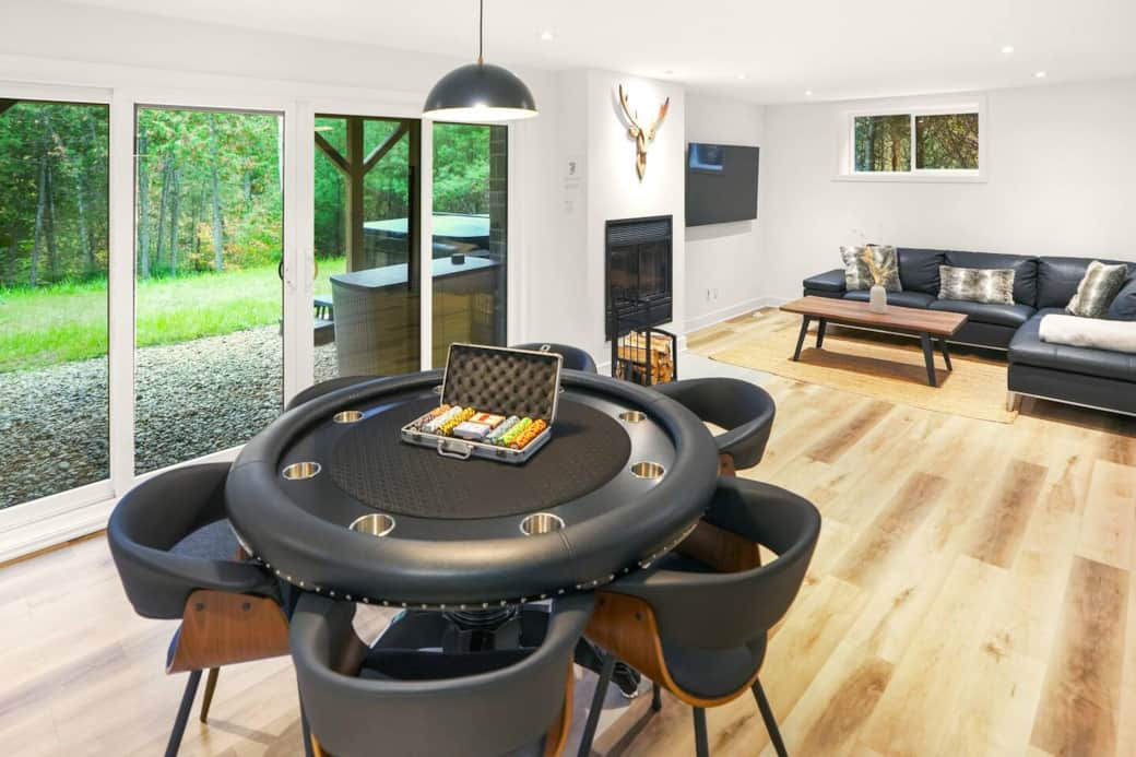 Ground-floor poker table & lounge-perfect for game nights with family or friends.