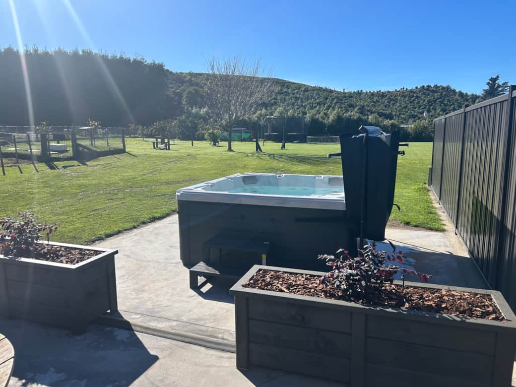 Private Spa Pool 2