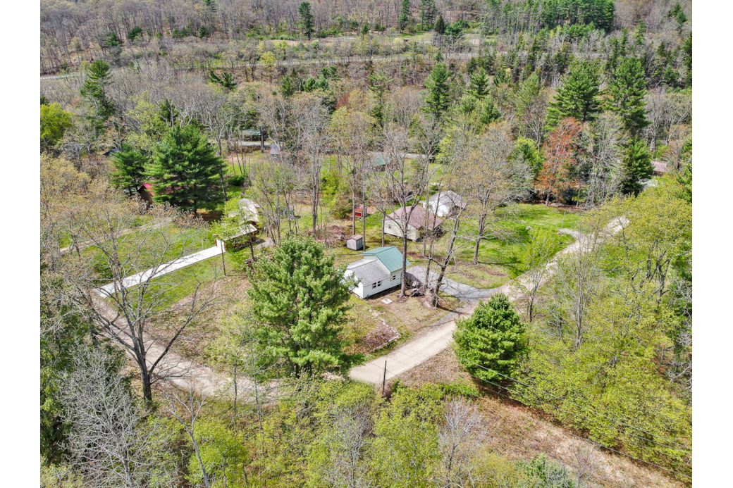 Alpine Village Retreat hosted by MVR Vacation Rentals, Inc. 570-948-1293