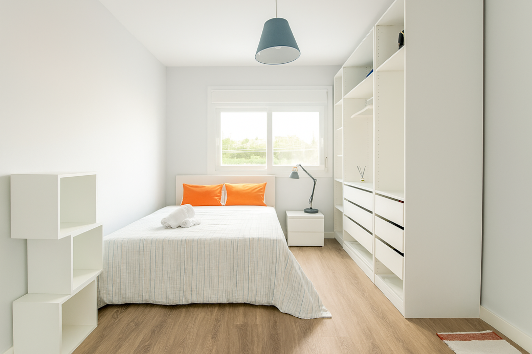King-size bed (1.50 x 2 m), TV, wardrobe, and bedside table. Rest and relax in style.