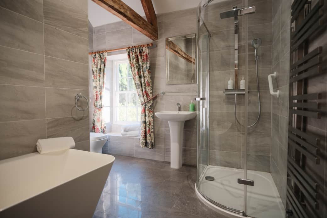 Cottage room 1 en-suite