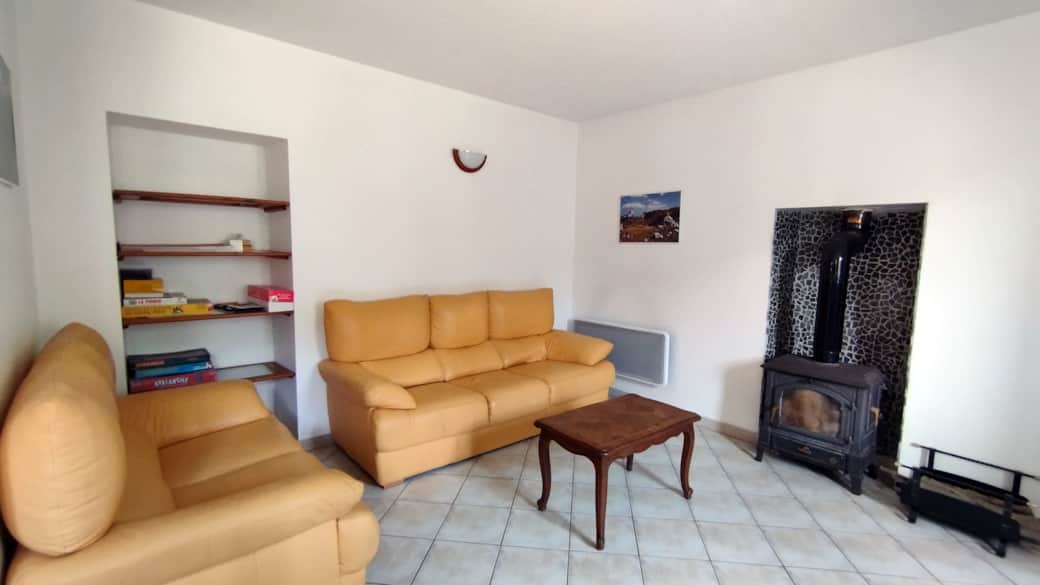 C1 Salon 2359