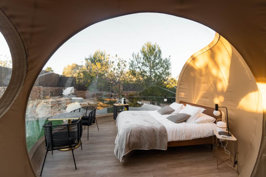 Cama