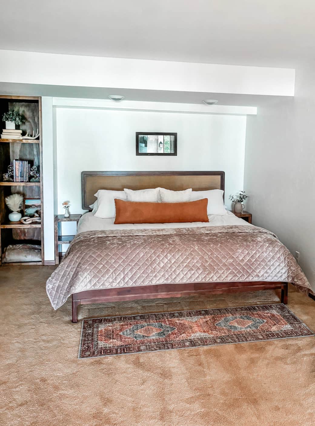 Bedroom 1 (Main Floor)