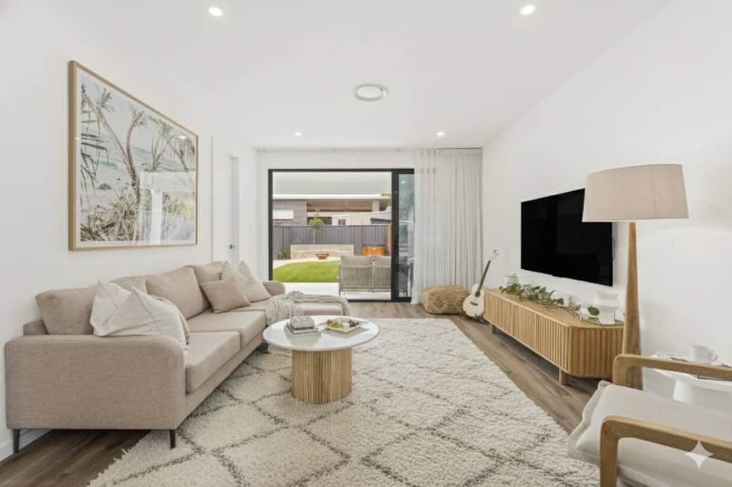 Living space flows onto alfresco, level yard and wellness space with fire pit. Living space flows onto alfresco, level yard and wellness space with fire pit.