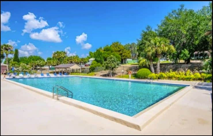 Community - Pool