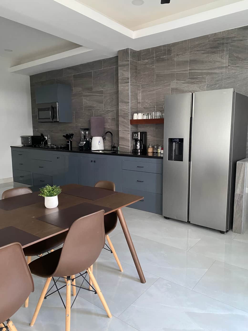 Kitchen area 