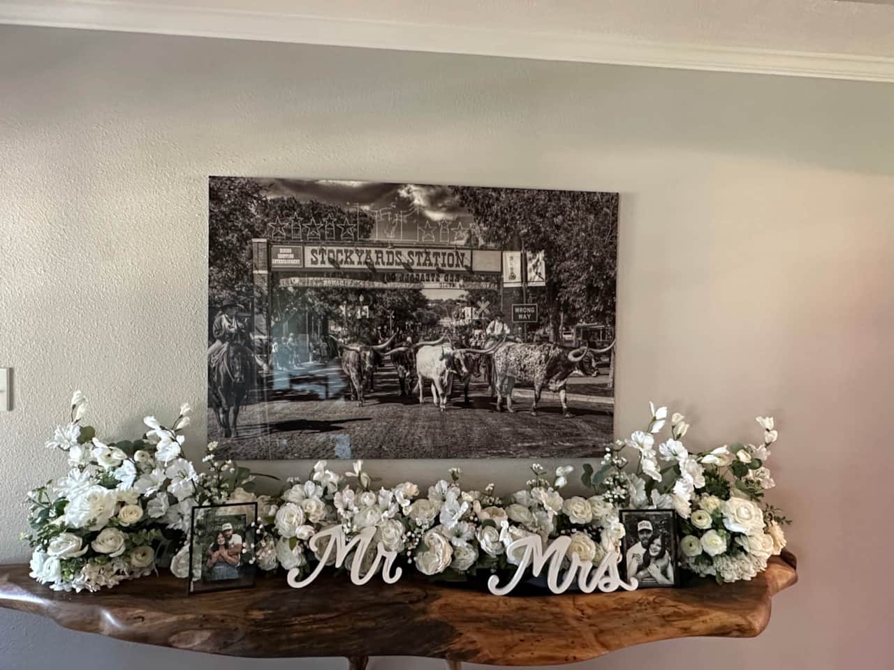 A Cowtown Casa Wedding!