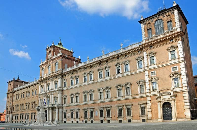 piazza-roma-modena_