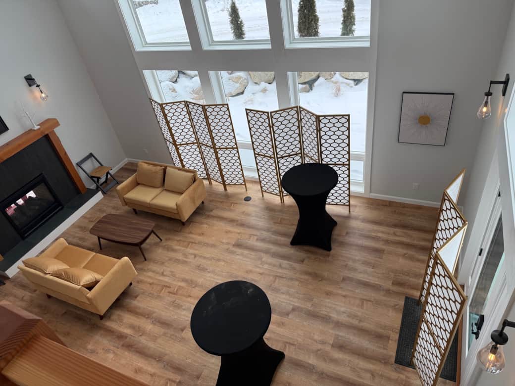 Barn Lobby Configuration Top