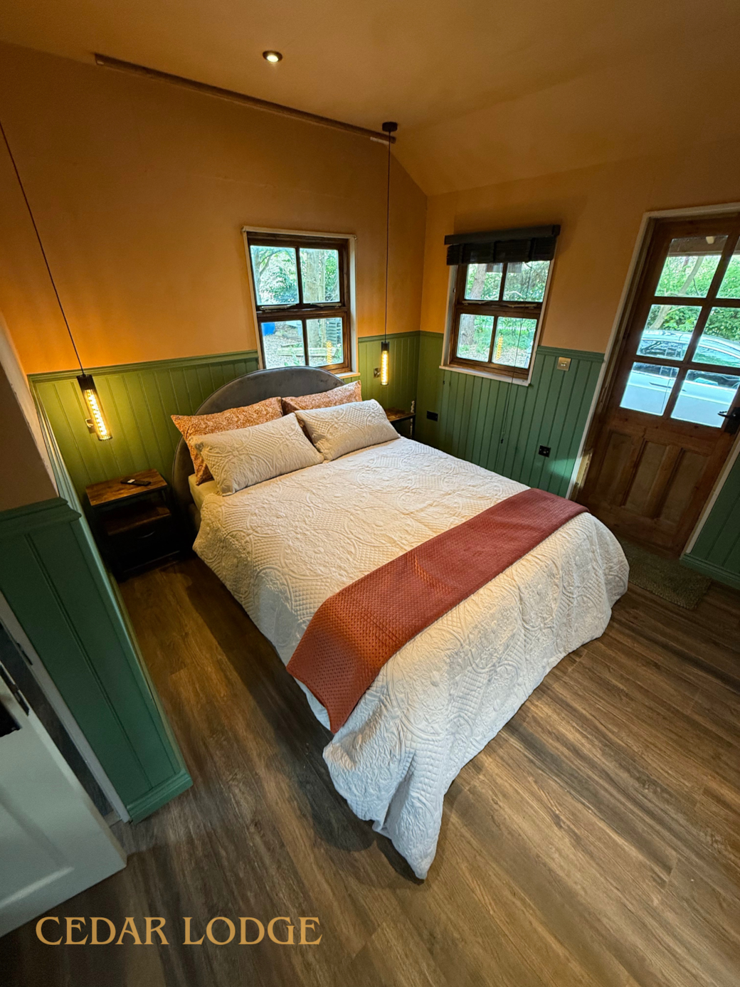 King bed with premium matress King bed with premium matress