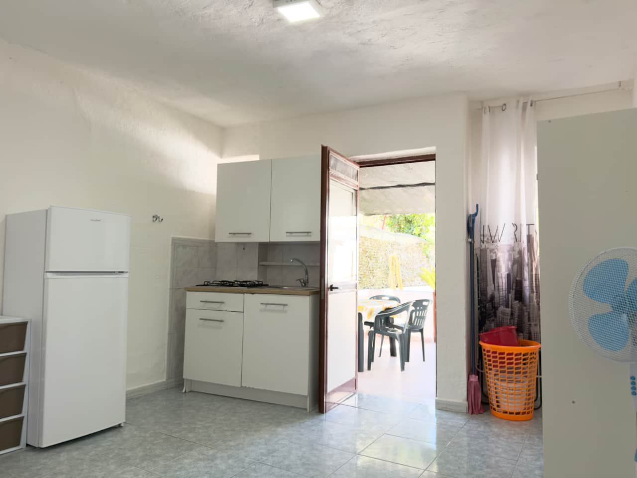 SOGGIORNO / ANGOLO COTTURA APPARTAMENTO