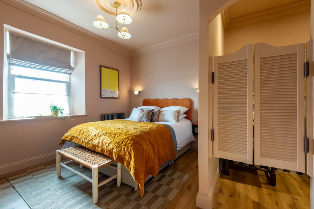 Wake up refreshed to the sound of the sea and the comfort of luxury surroundings