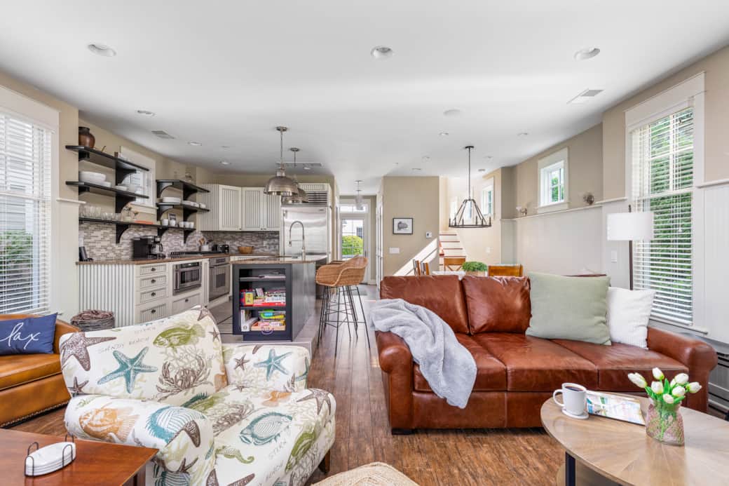 Living Room with Plenty of Seating Options