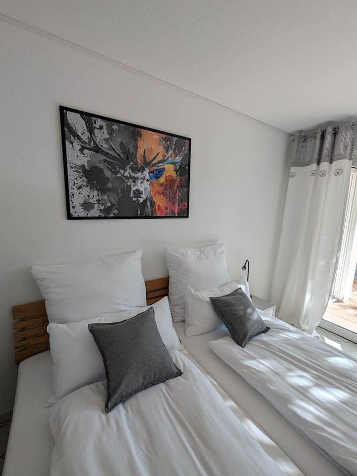 großes Doppelbett (2,0x2,0m)