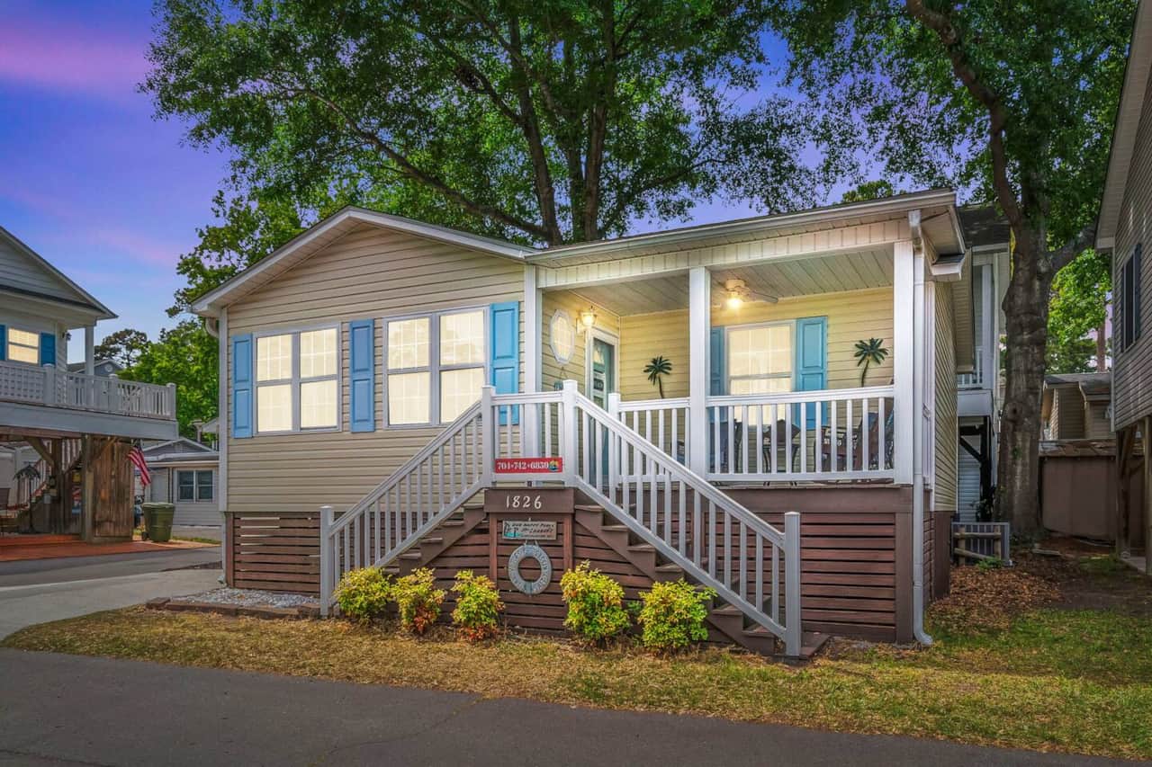   Come on in—the beach vacation starts here!