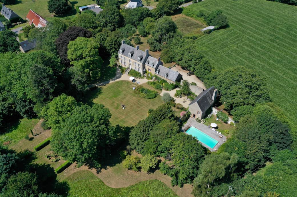 Vue de drone sur la propriété