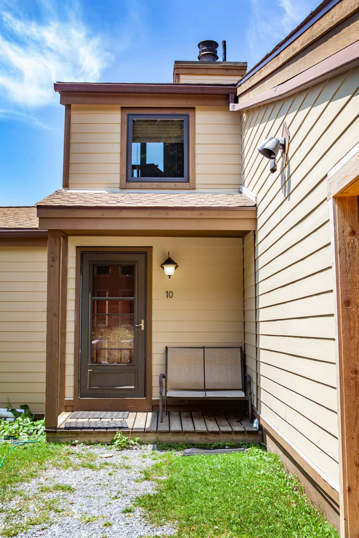 Elevation Vacation Rentals - Front Entry to Land's End 10