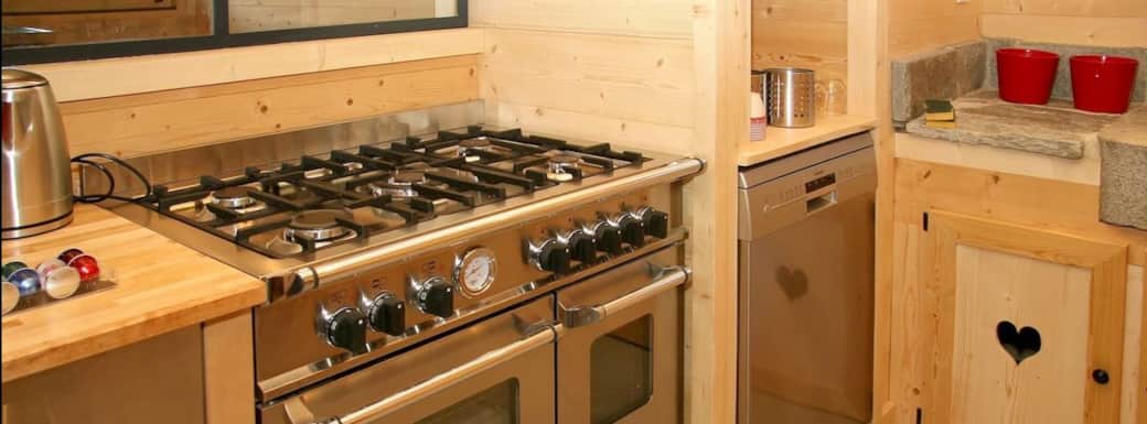 Küche – Gasherd im Chalet Coup de cœur du Renard Küche – Gasherd im Chalet Coup de cœur du Renard
