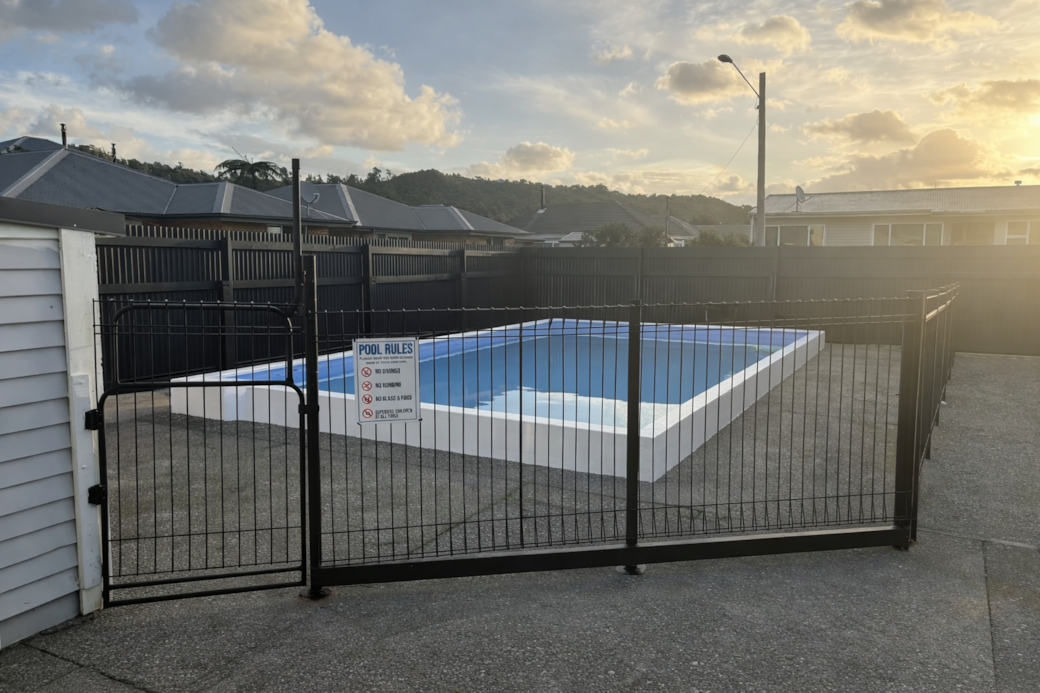 Swimming Pool Swimming Pool