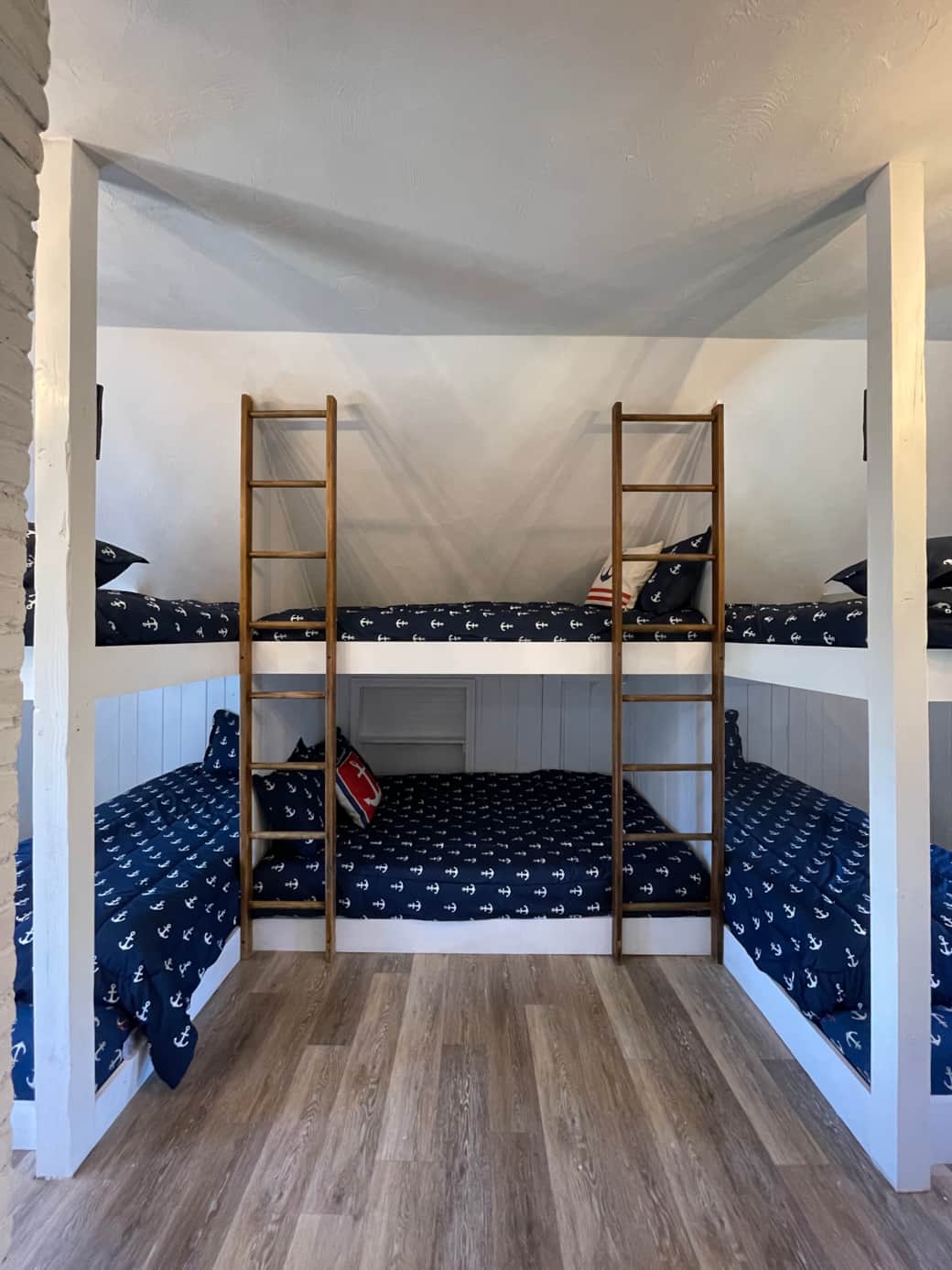Bunk Room (2)