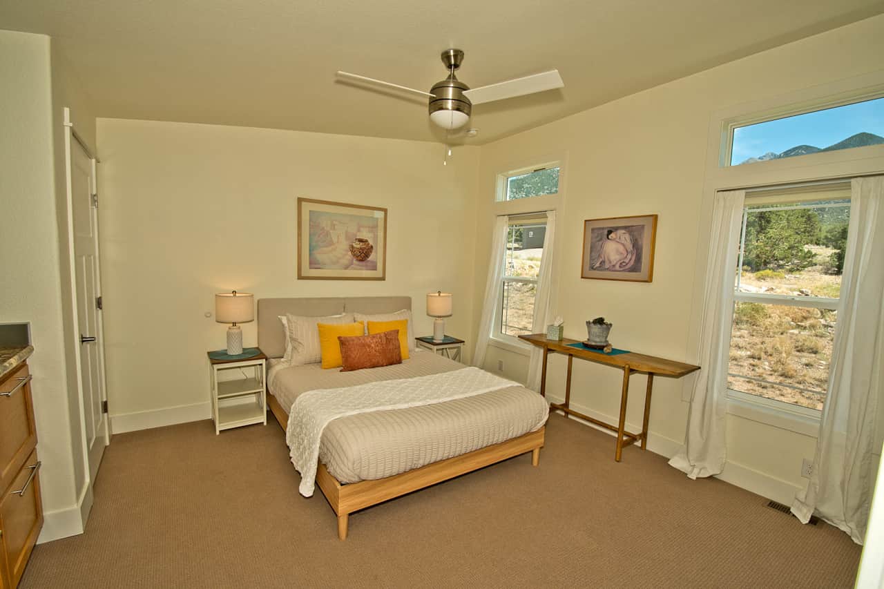Queen Suite with Attached Full Bathroom