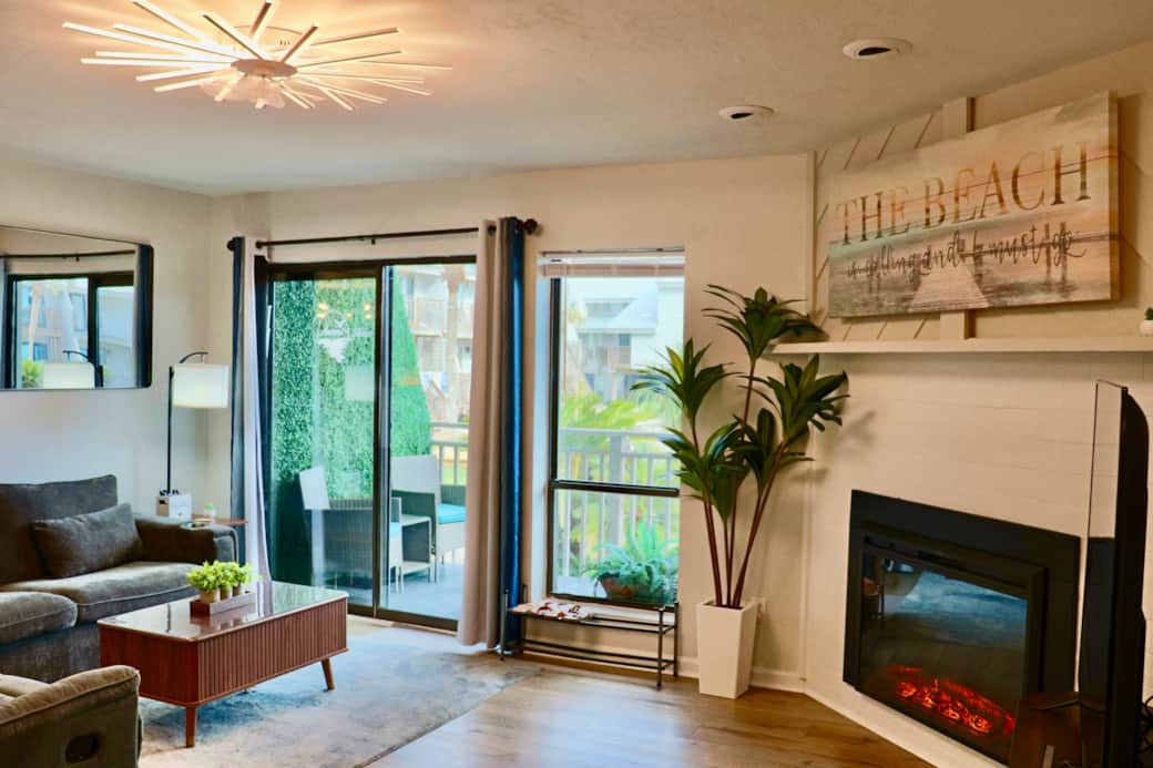 View deck with relaxing chairs, side table to relax and soak in the view—easy breezy.