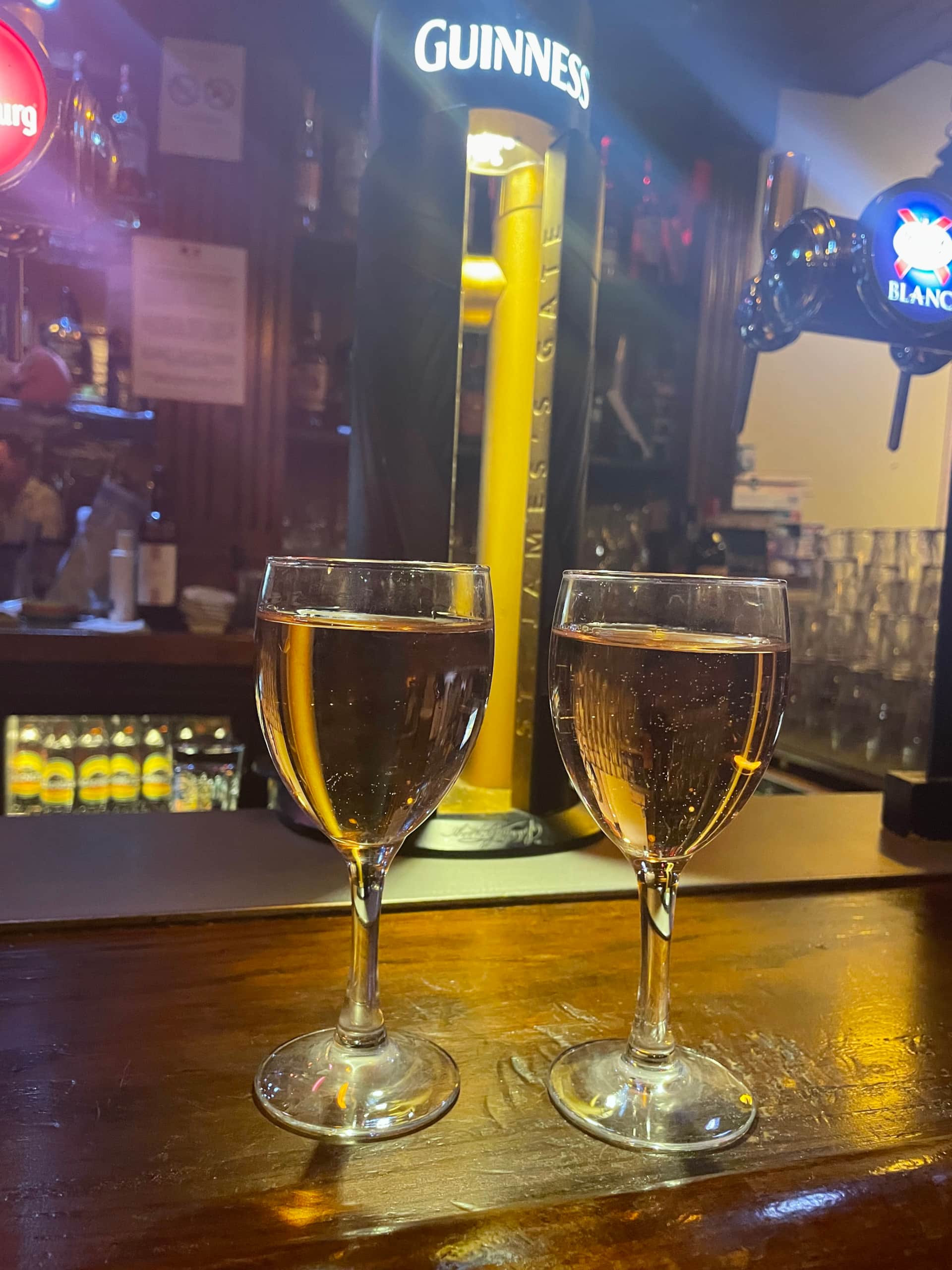 Noche en la Place Carnot, Carcassonne