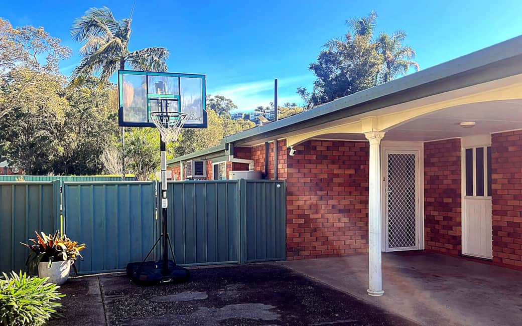 5 basketball driveway