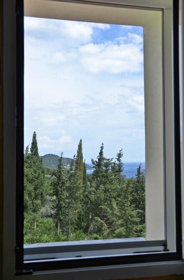 Bathroom window triple