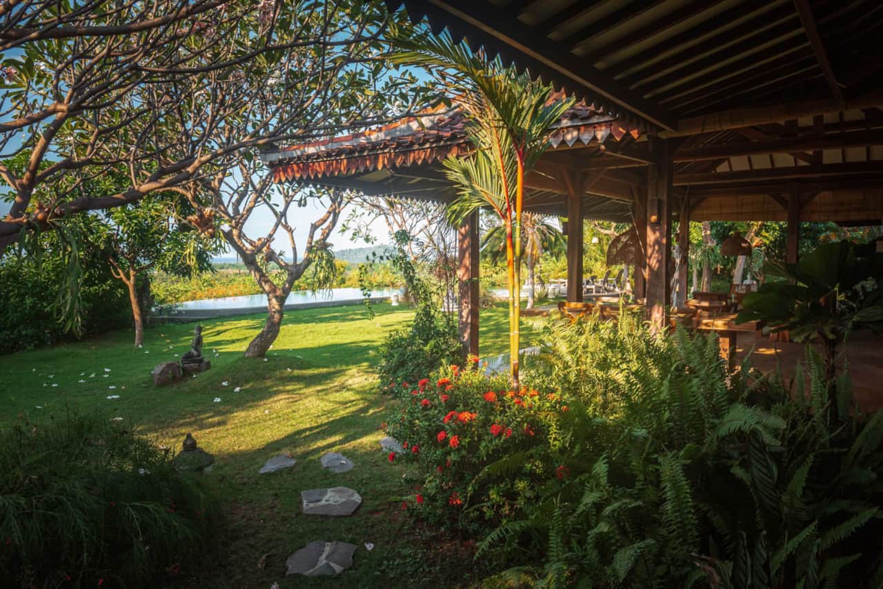 Sumberkimahill_bali_villa_madoe 