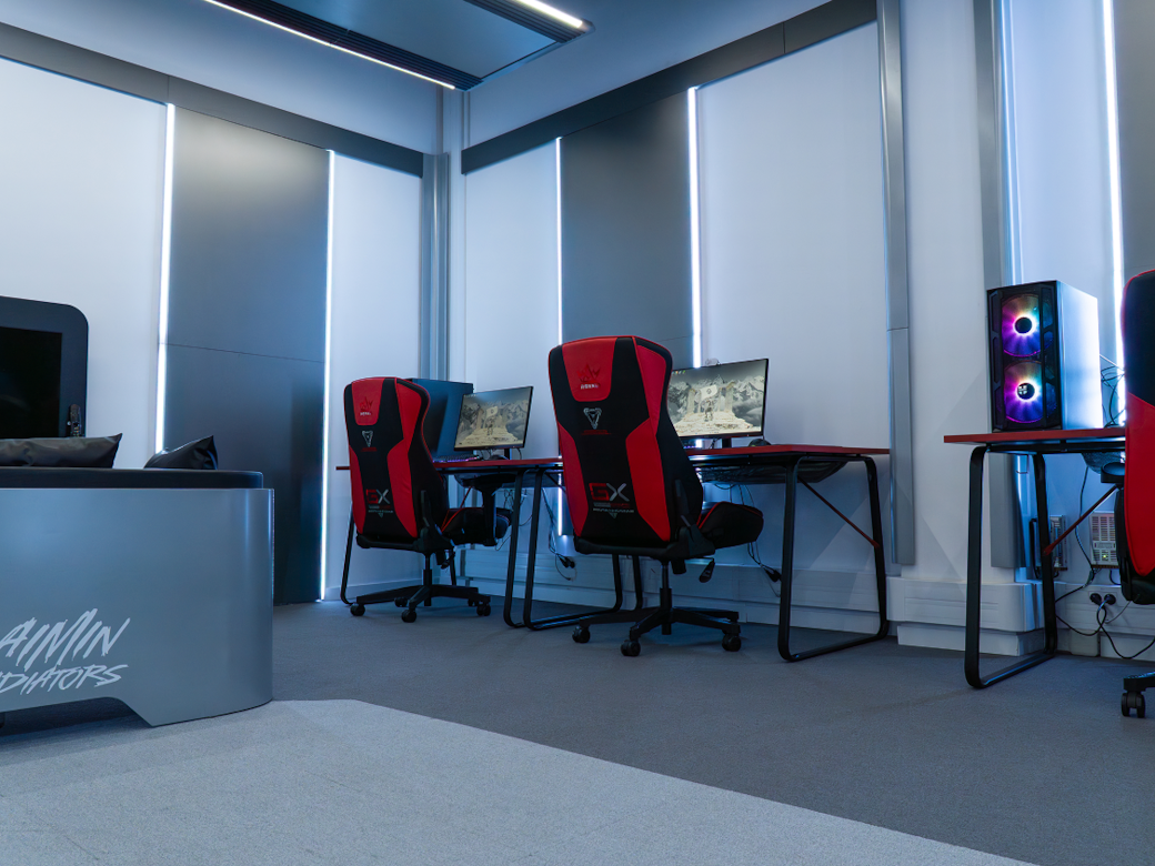 Room #2 - 7PC's Room #2 - 7PC's