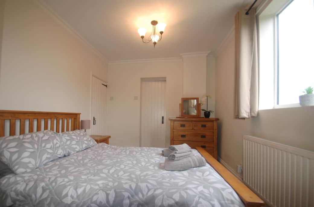 Ground Floor Double En-Suite Bedroom 1