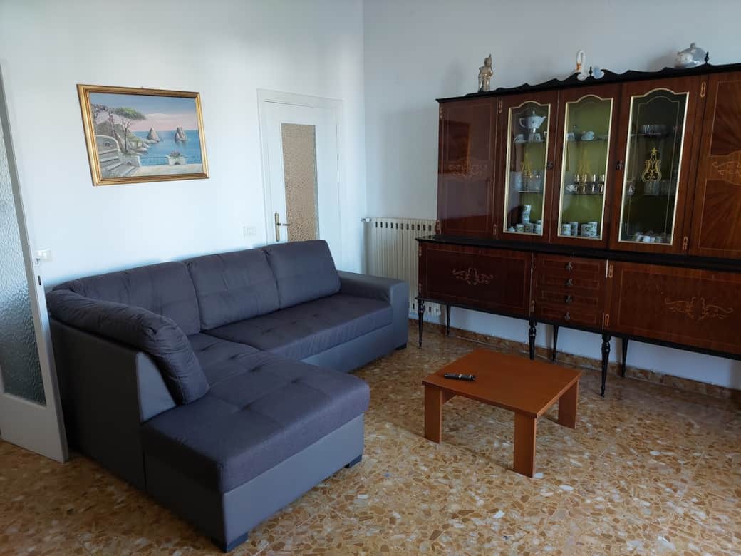 Salone: divano Salone: divano