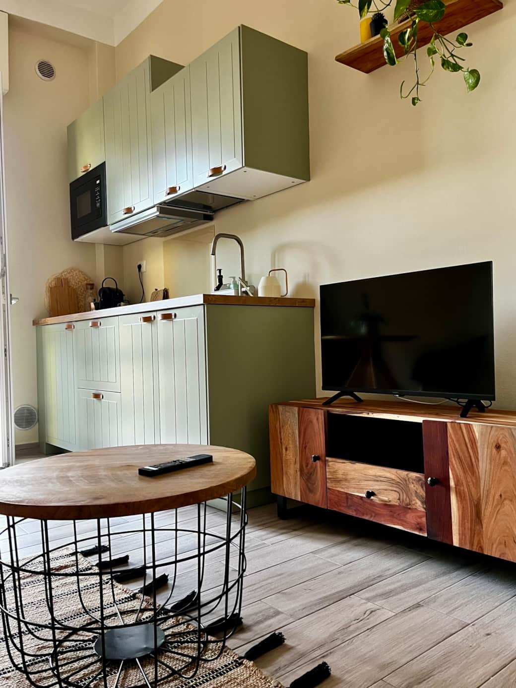 Image picker 1B325E8E 1B5F 4B9D AB40 166BEA6F5629 8057 000000DAB8259847