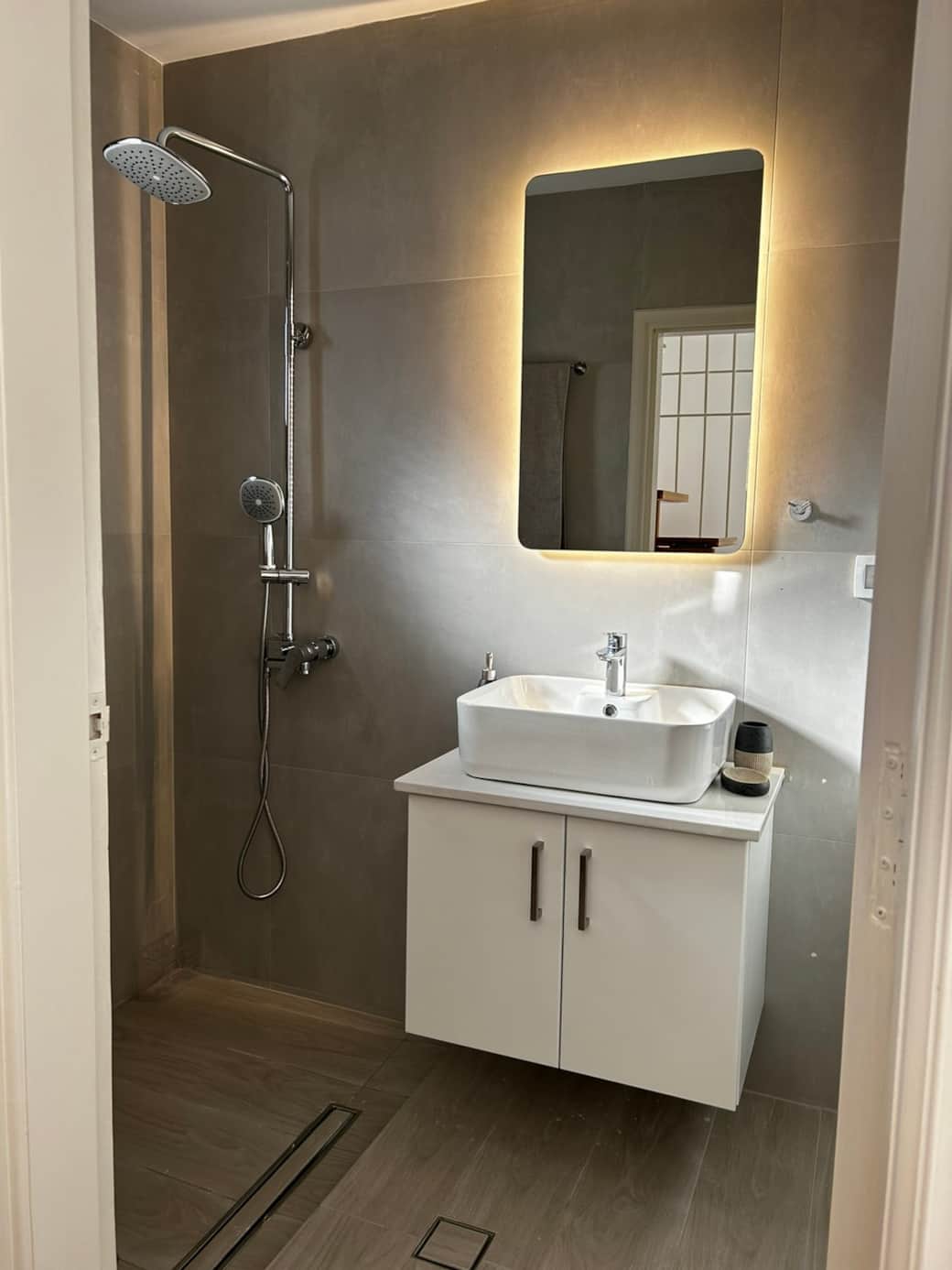 Bathroom 1 Bathroom 1