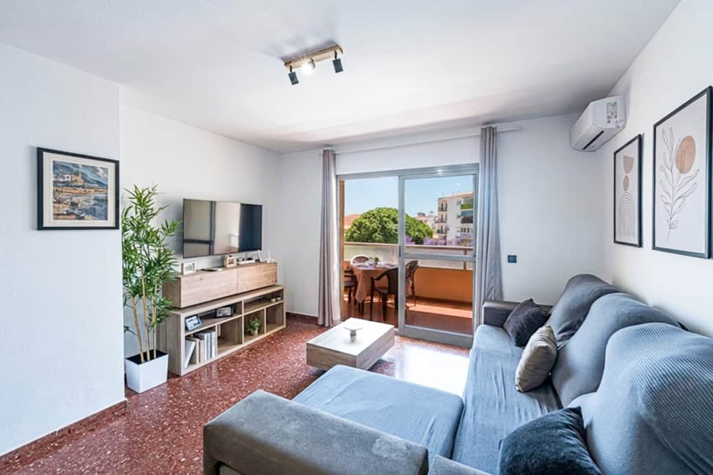 Salon principal d'un appartement de vacances à Nerja, Costa del Sol