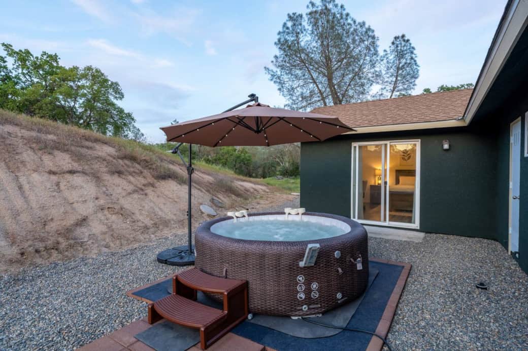 Relax and unwind from a long days of adventure in the Hot Tub! Fits 4 - 7 guests! Relax and unwind from a long days of adventure in the Hot Tub! Fits 4 - 7 guests!