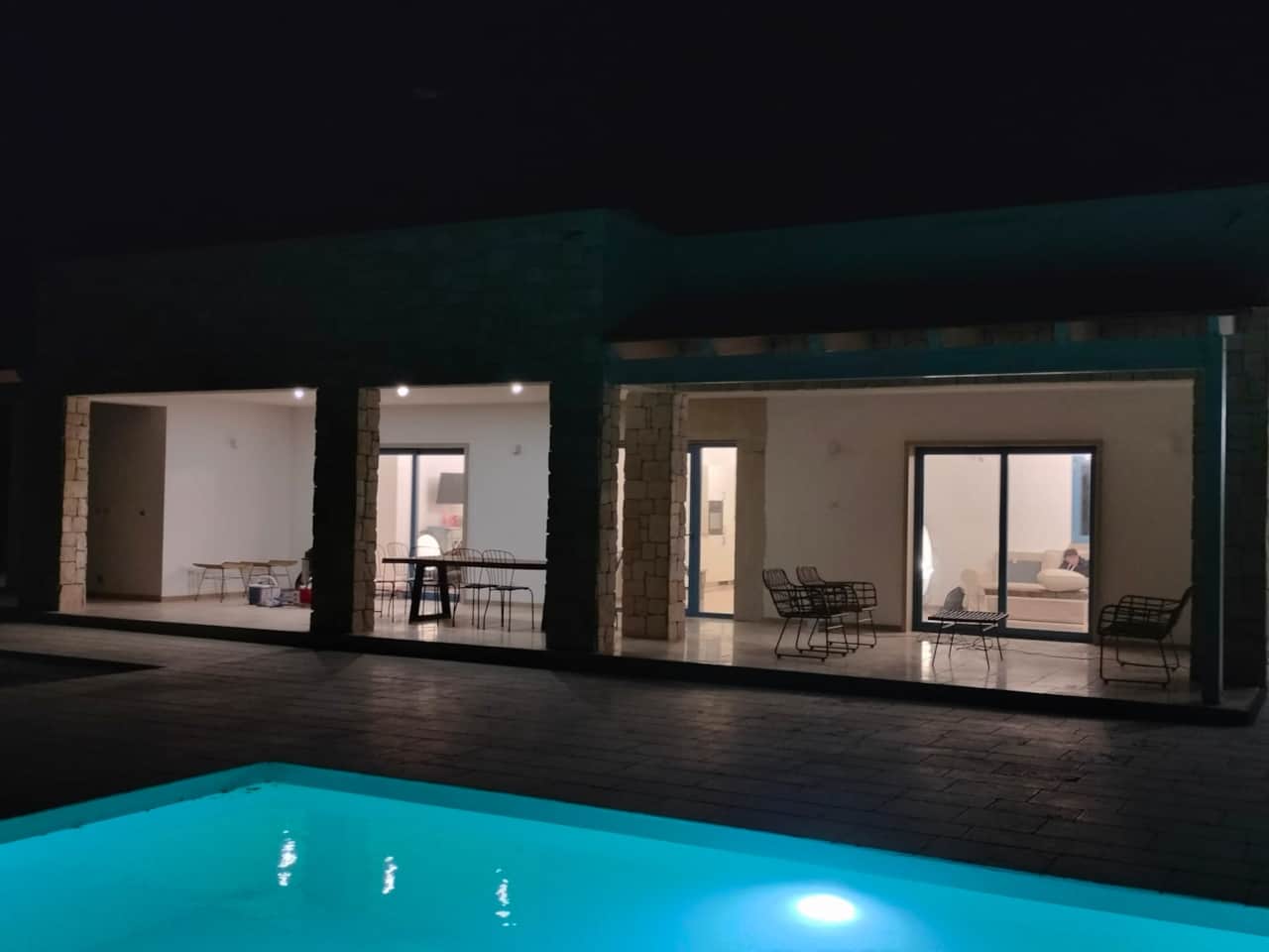Villa piscina notturno2
