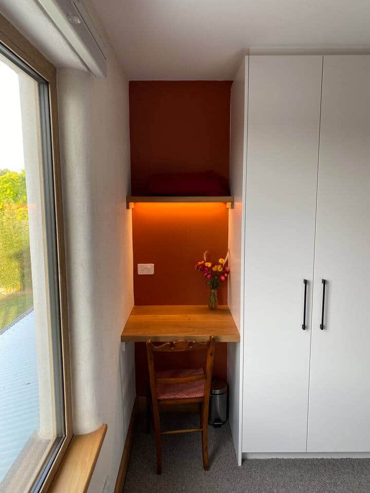 Work area available in both bedrooms. Work area available in both bedrooms.