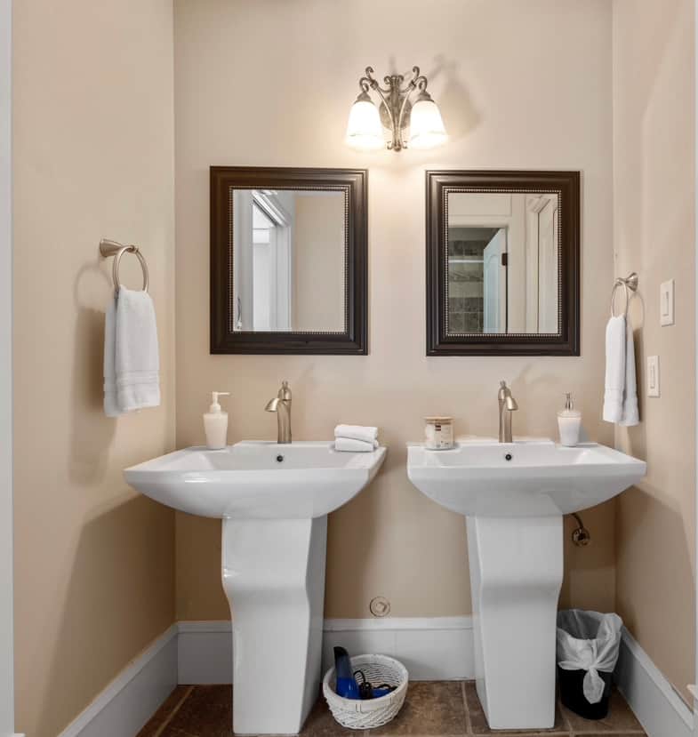 Bathroom 1 Bathroom 1