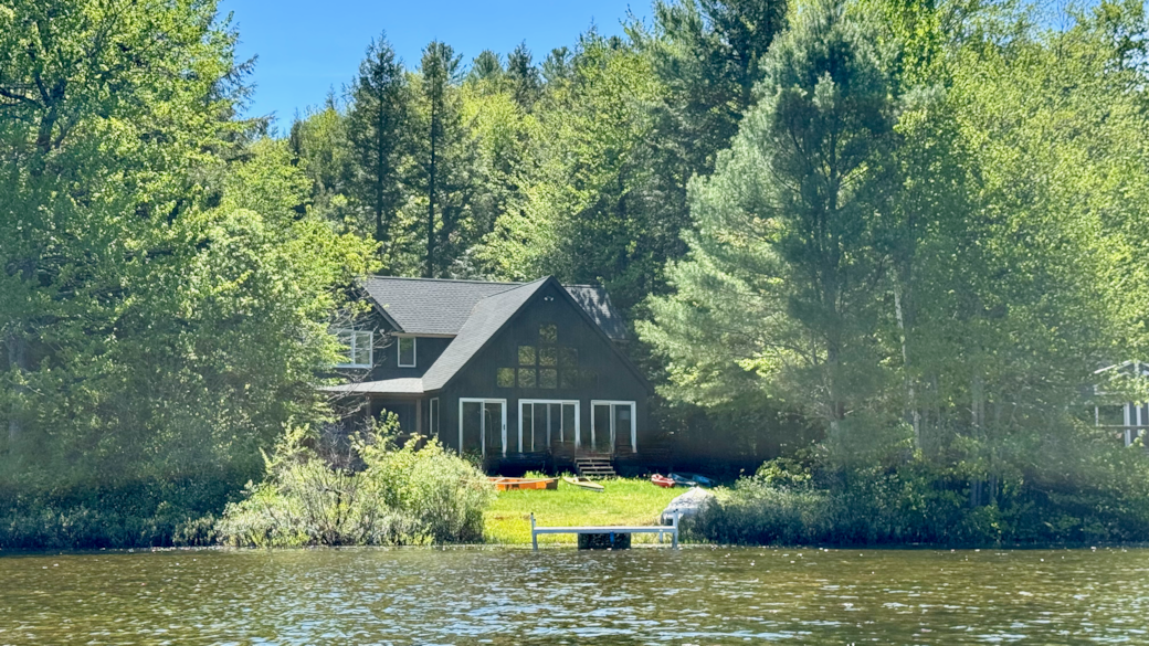 Waterfront serenity at Hemlock Lodge