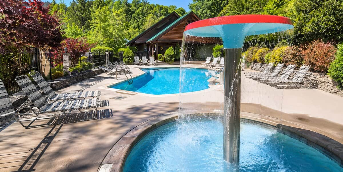 Black Bear Falls Resort seasonal swimming pool